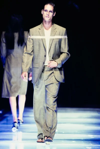 Look 10
